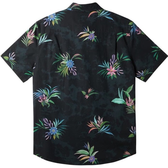 Quiksilver Apero Floral Short Sleeve Button-Up Shirt, Medium, NWT - Picture 2 of 5